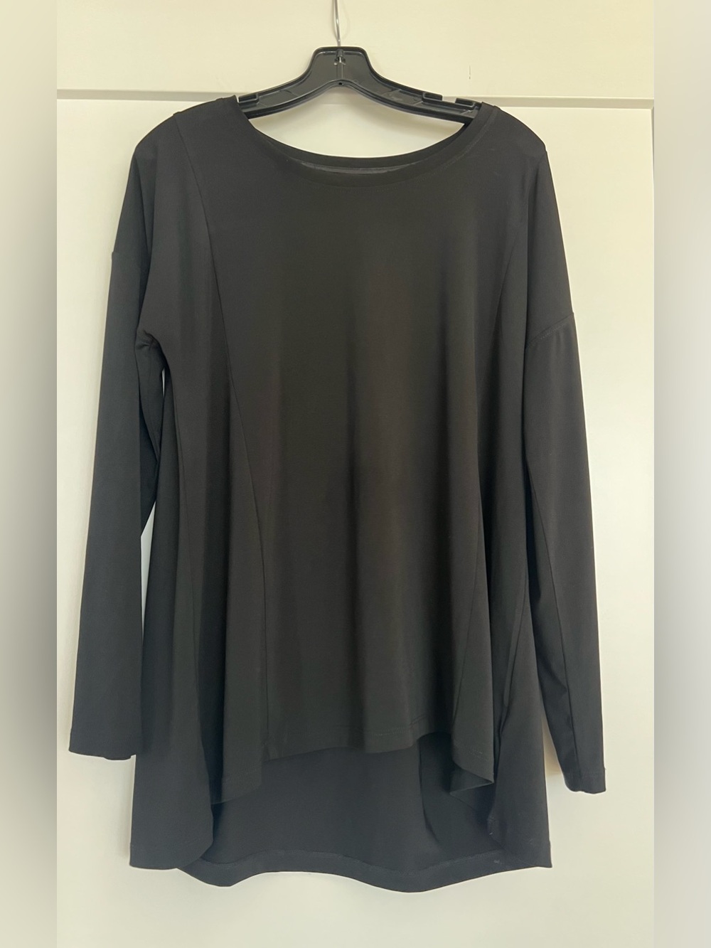Soft Surroundings Black Long-Sleeve High-Low Hem Draped Back Tunic Top Size Med.